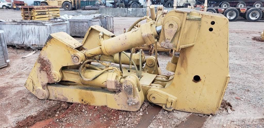 CAT D8R Réthasogatók
