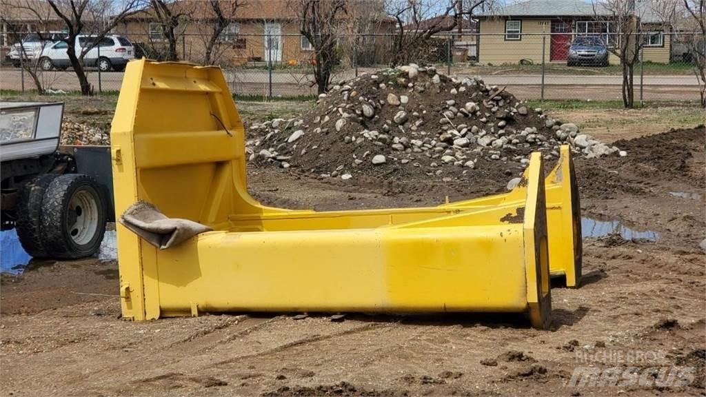Komatsu WA1200 Vezetőfülke és belső tartozékok