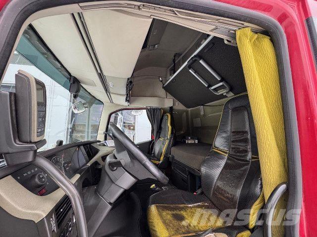 Volvo FH16 Nyergesvontatók