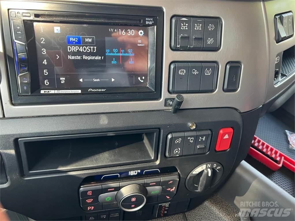 DAF CF 480 FAX 8x2*6 Multifunkciós teherautók