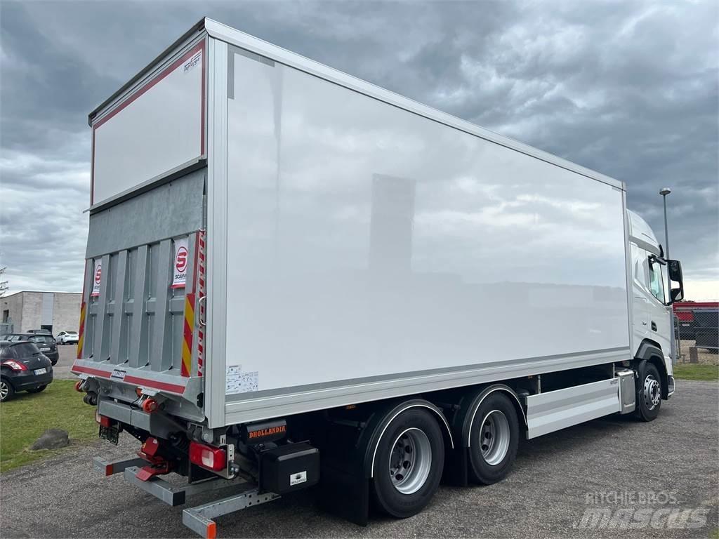 DAF XF480 FAS 6x2 Dobozos teherautók