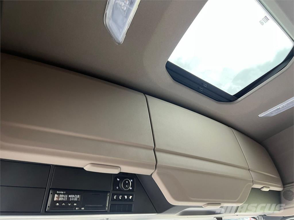 DAF XF480 FAS 6x2 Dobozos teherautók