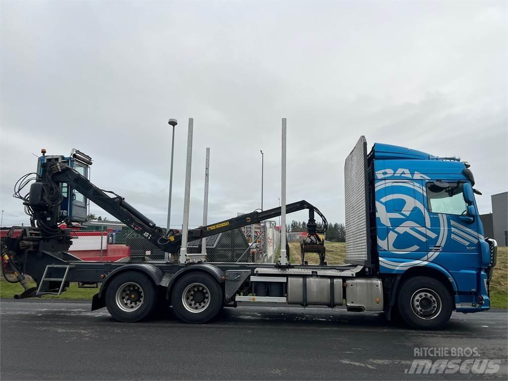 DAF XF530 FAT 6x4 Rönkszállító teherautók