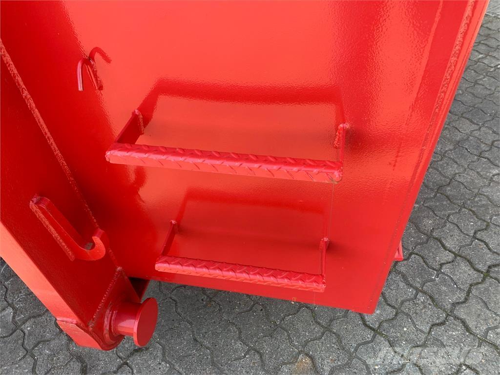  Scancon S5520 Állványok