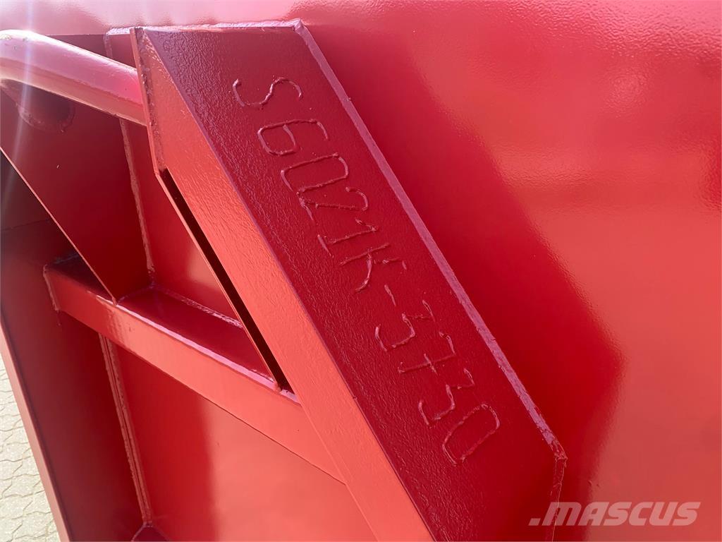  Scancon S6021K Állványok