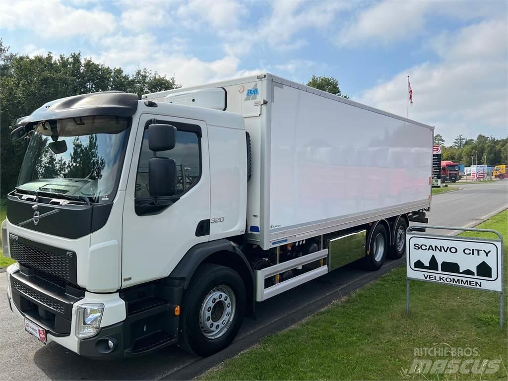 Volvo FE320 6x2*4 Dobozos teherautók