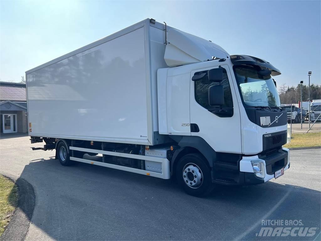 Volvo FL 16 ton 250HK Dobozos teherautók