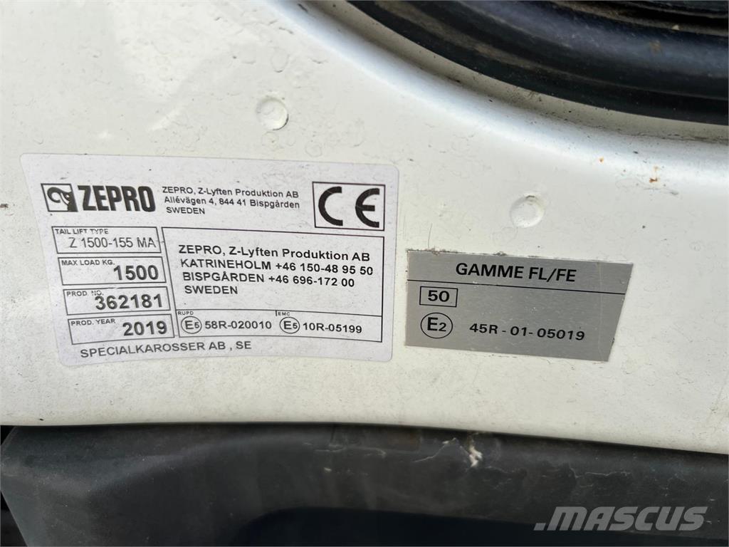 Volvo FL 250 16 ton Dobozos teherautók