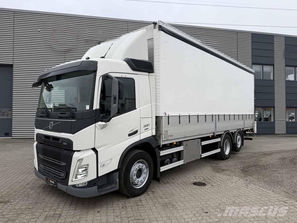 Volvo FM380 Elhúzható ponyvás