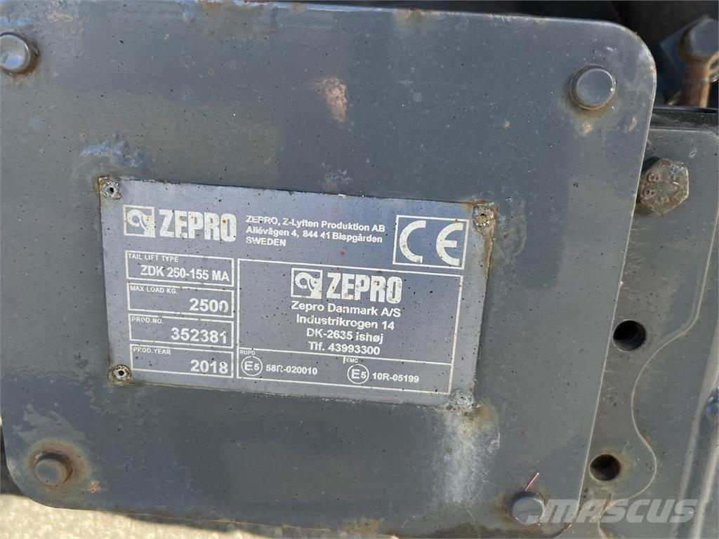 Volvo FM460 Dobozos teherautók