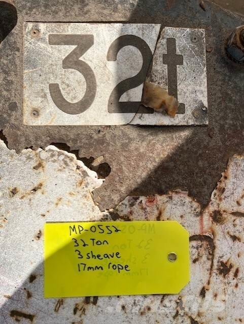  Unknown Daru tertozékok és felszerelések