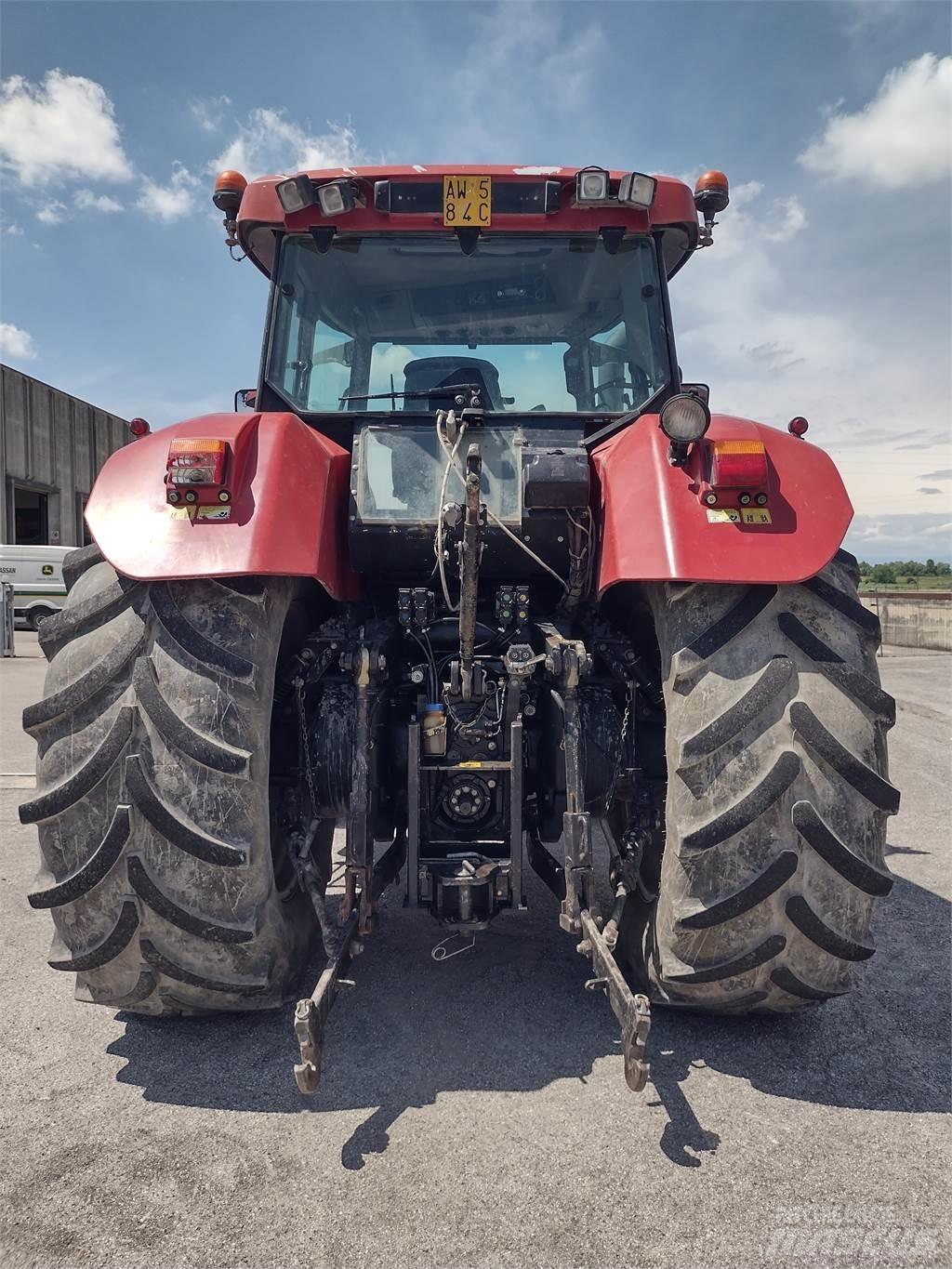 Case IH CVX 1195 Traktorok