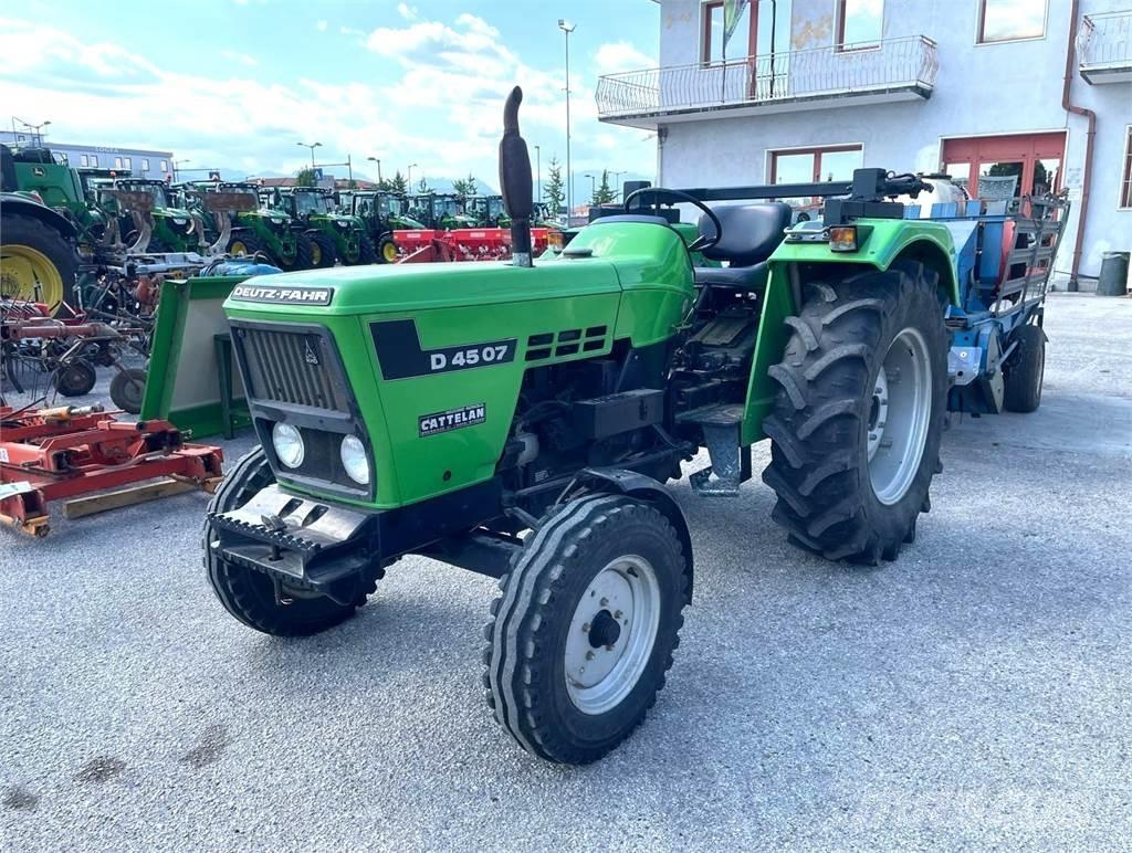 Deutz-Fahr D 45 07 Traktorok