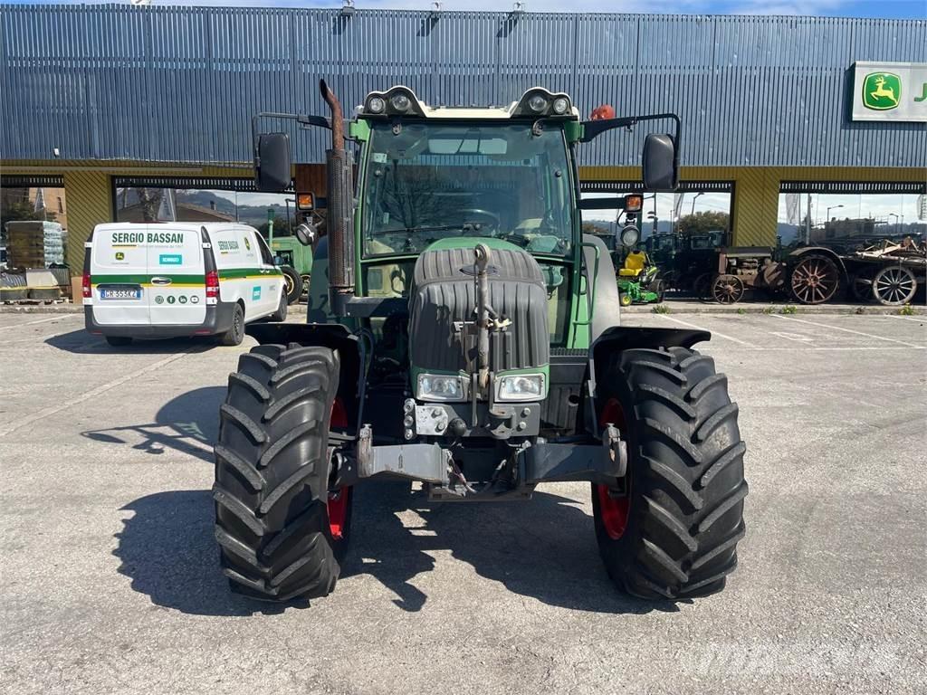 Fendt 211 VARIO Traktorok