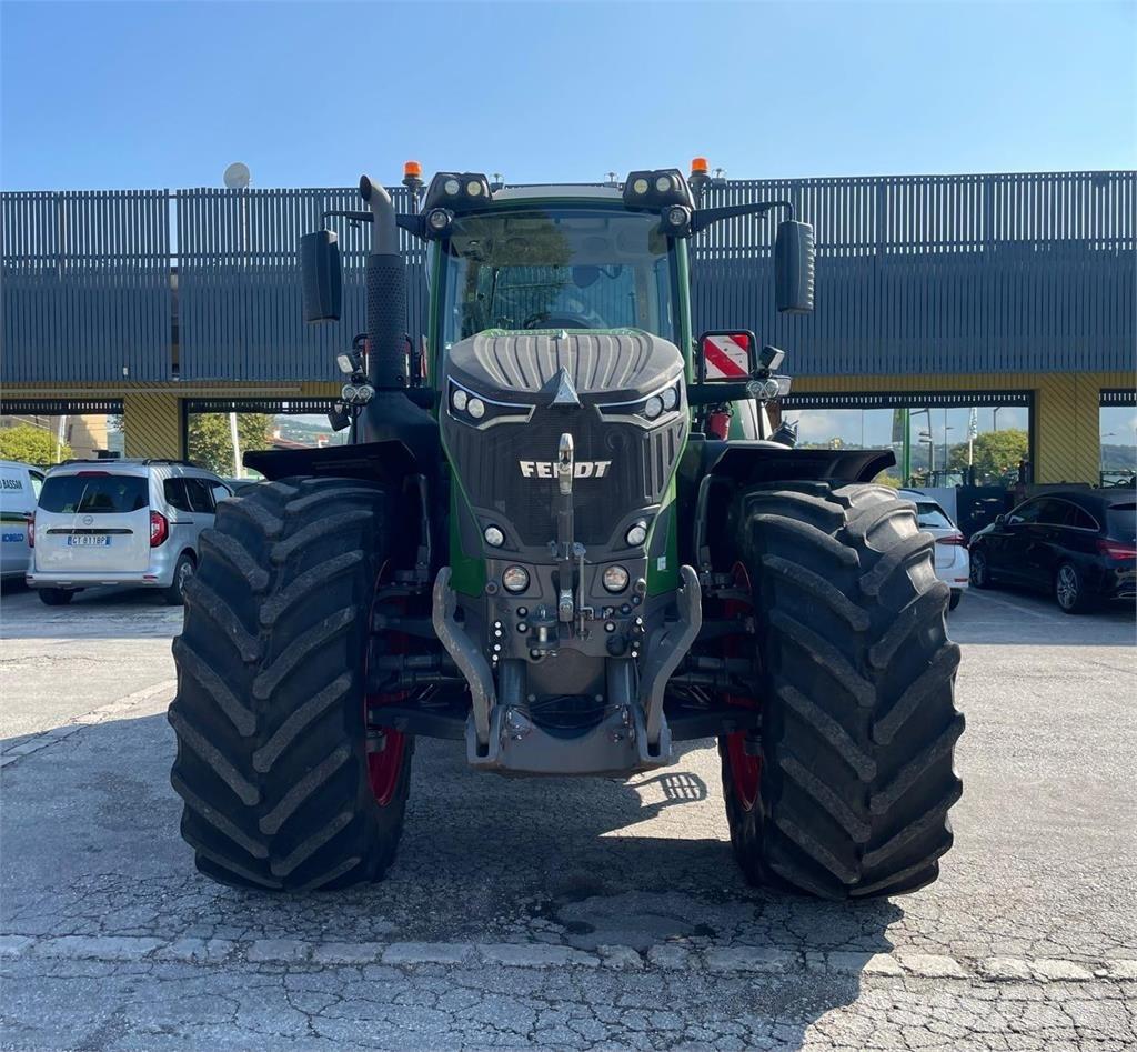 Fendt 942 VARIO Traktorok