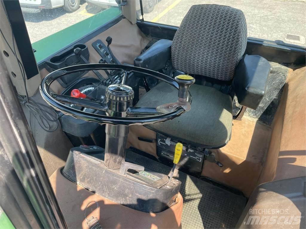 John Deere 4955 Traktorok