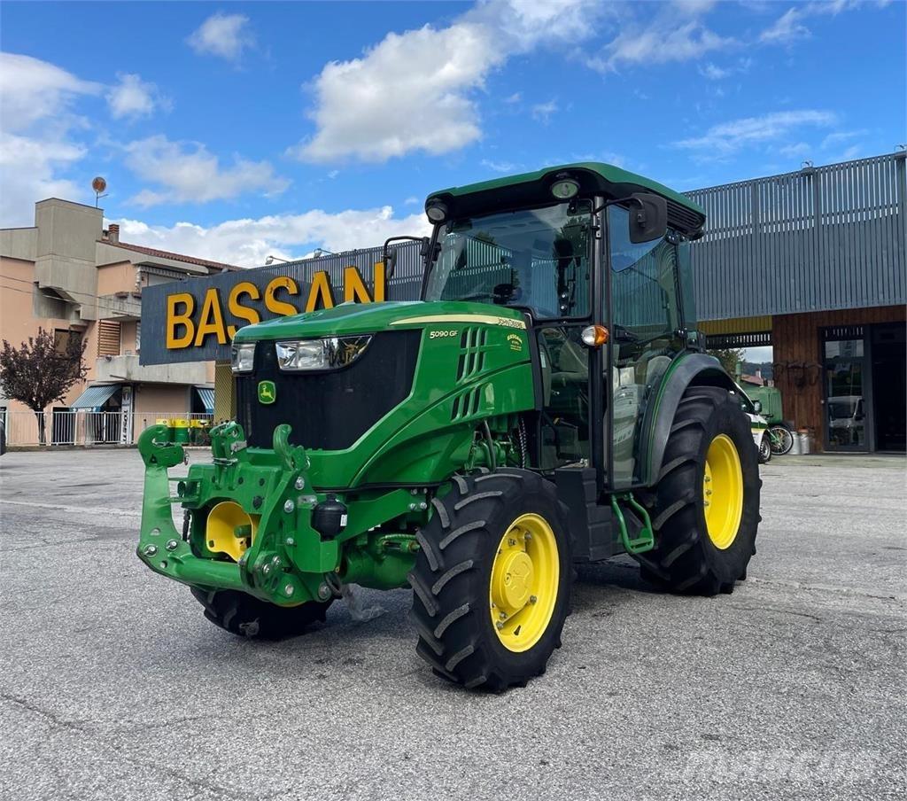 John Deere 5090 GF Traktorok