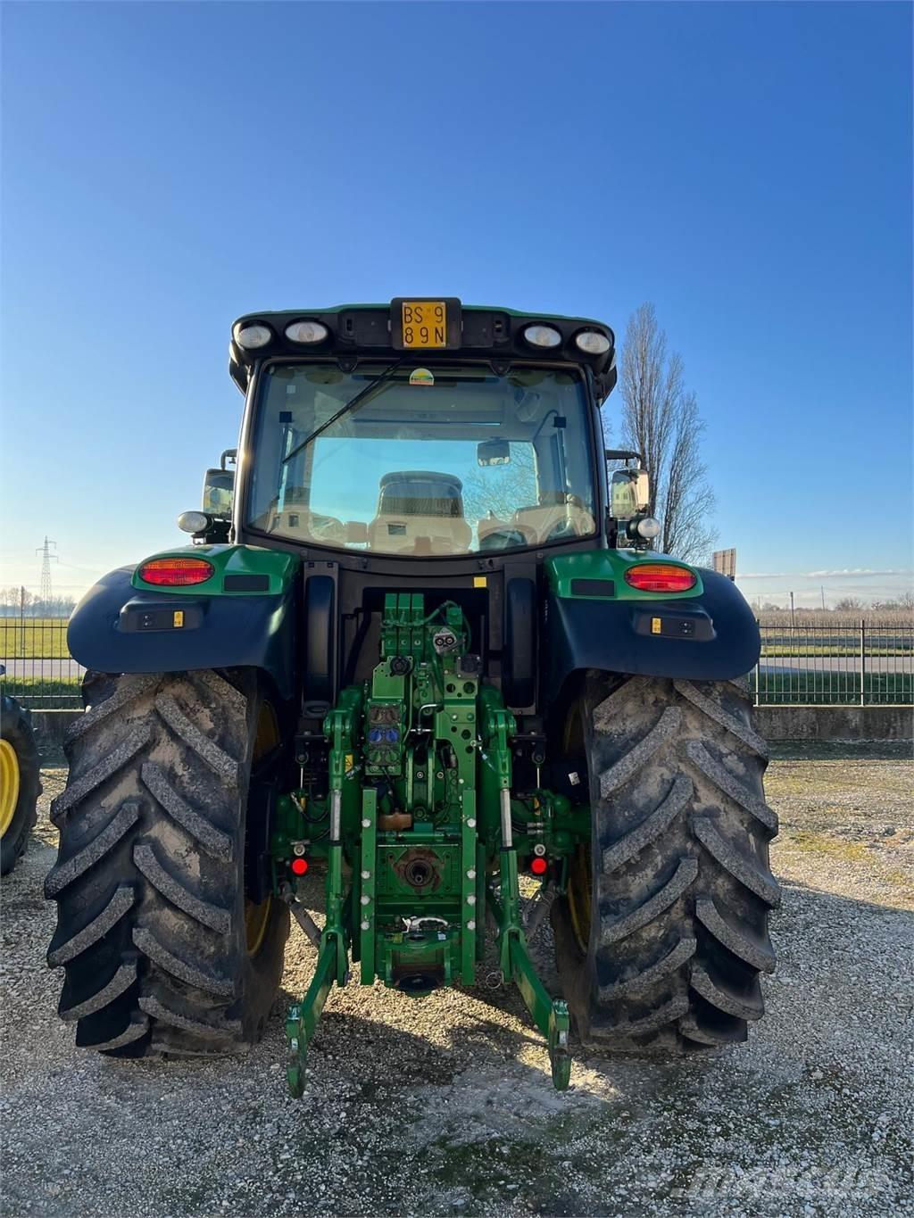 John Deere 6110 R Traktorok