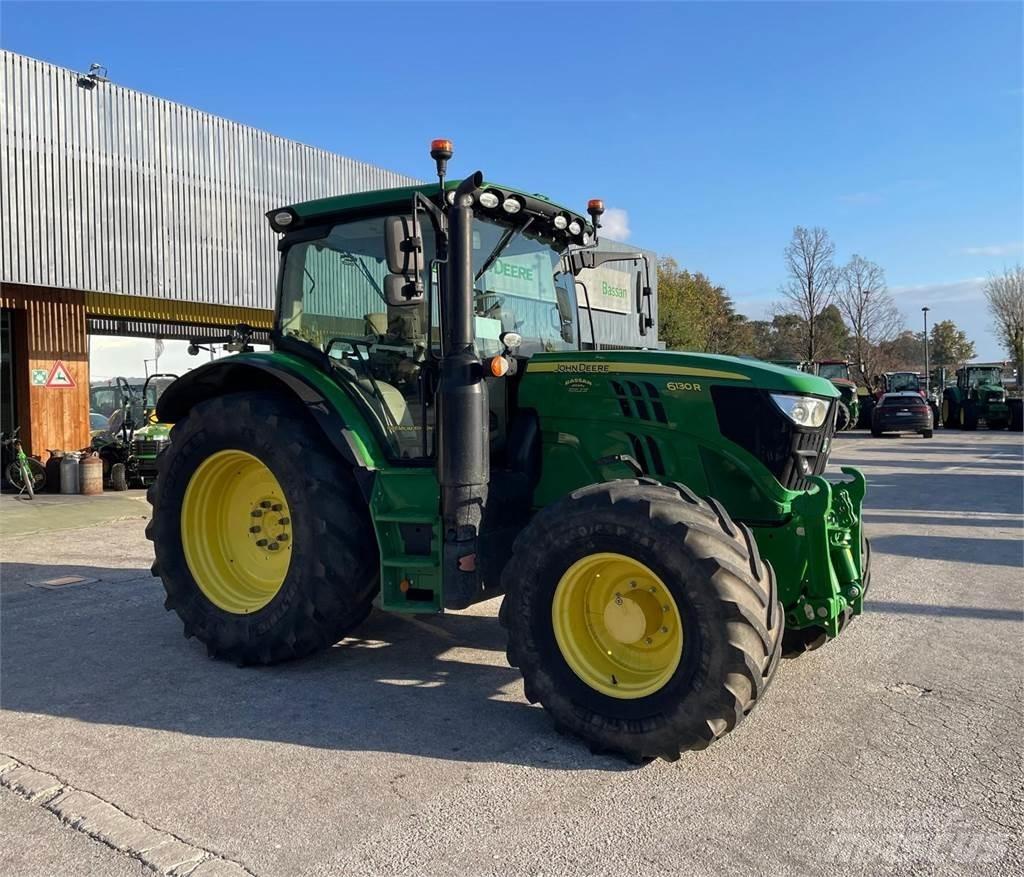 John Deere 6130 R Traktorok