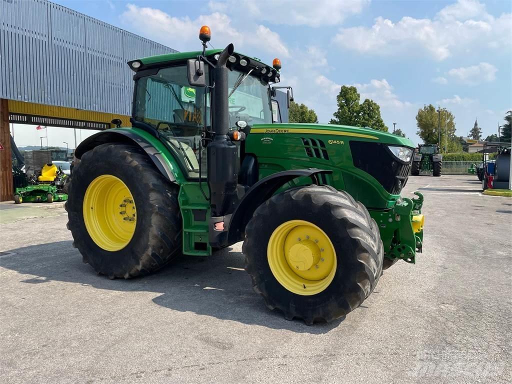 John Deere 6145 R Traktorok
