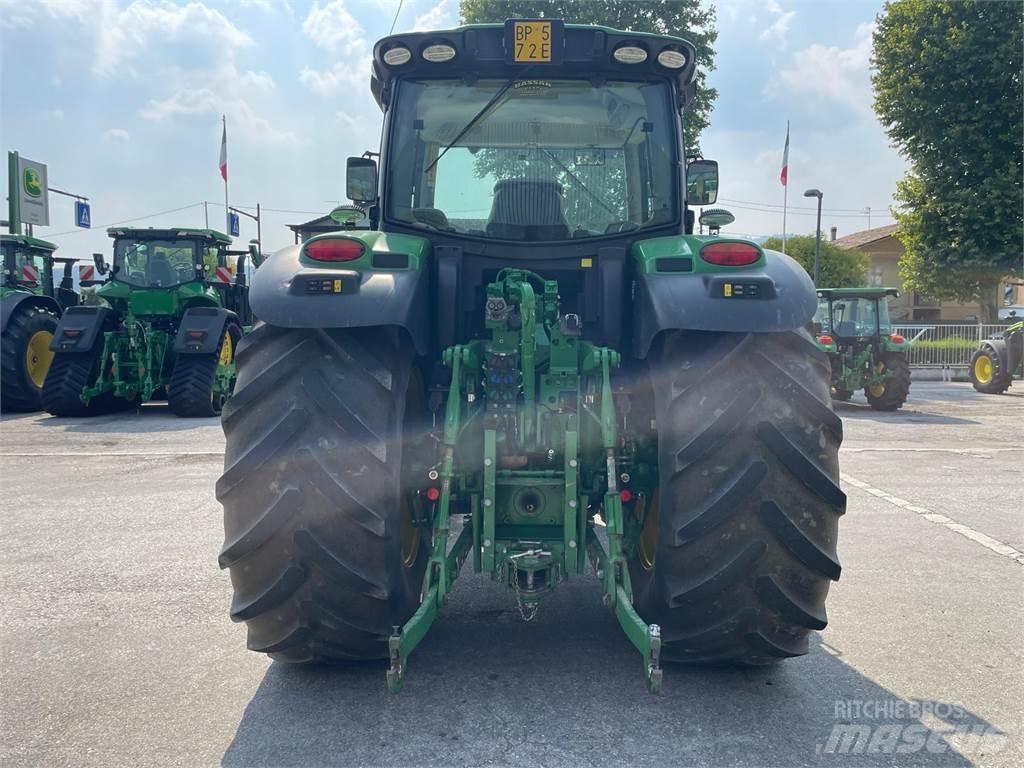 John Deere 6145 R Traktorok