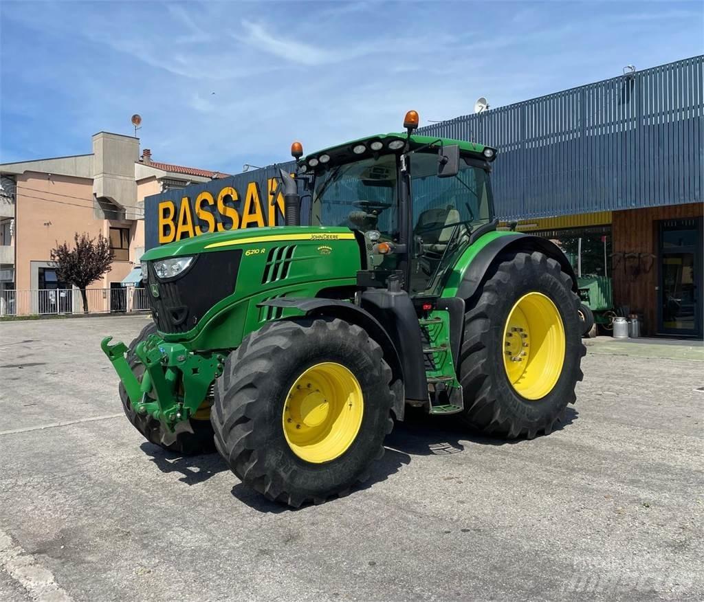 John Deere 6210 R Traktorok