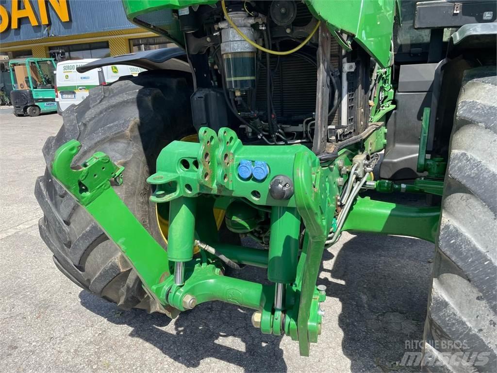 John Deere 6210 R Traktorok