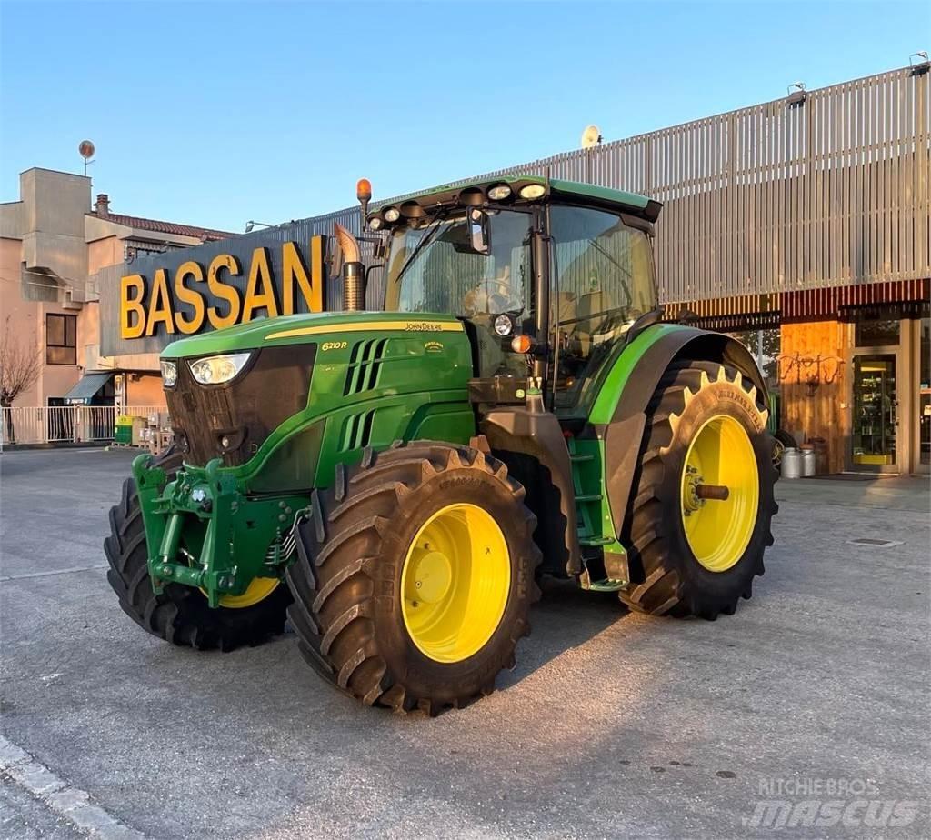 John Deere 6210 R Traktorok