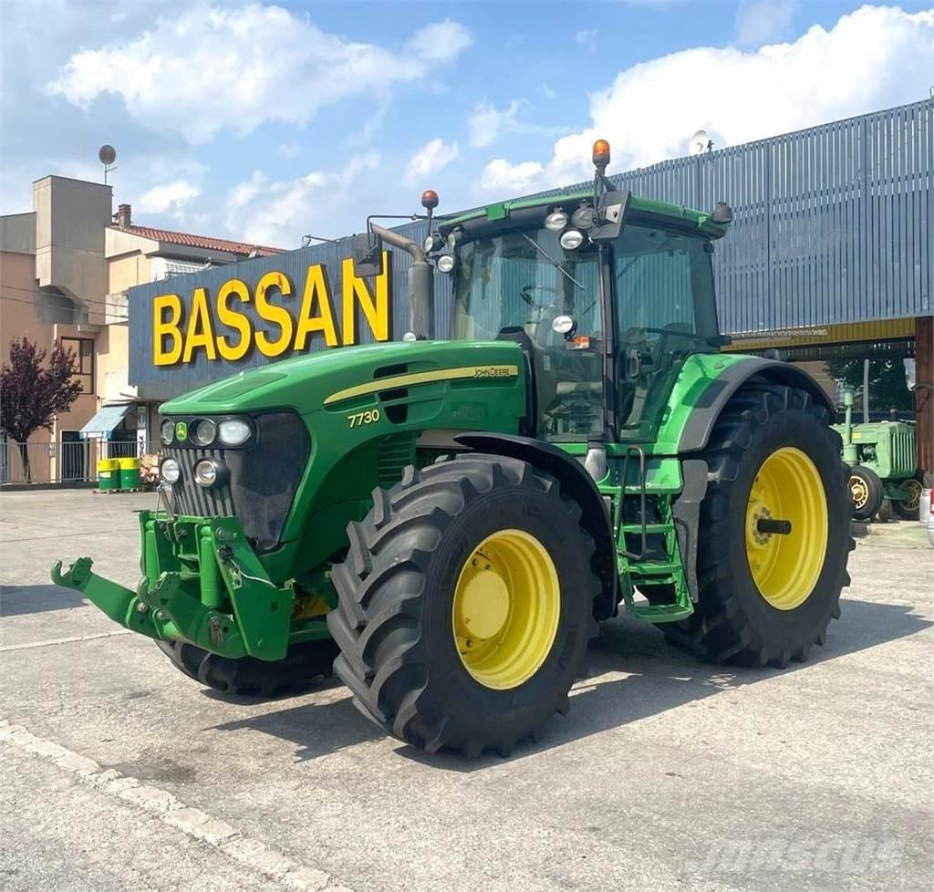 John Deere 7730 Traktorok