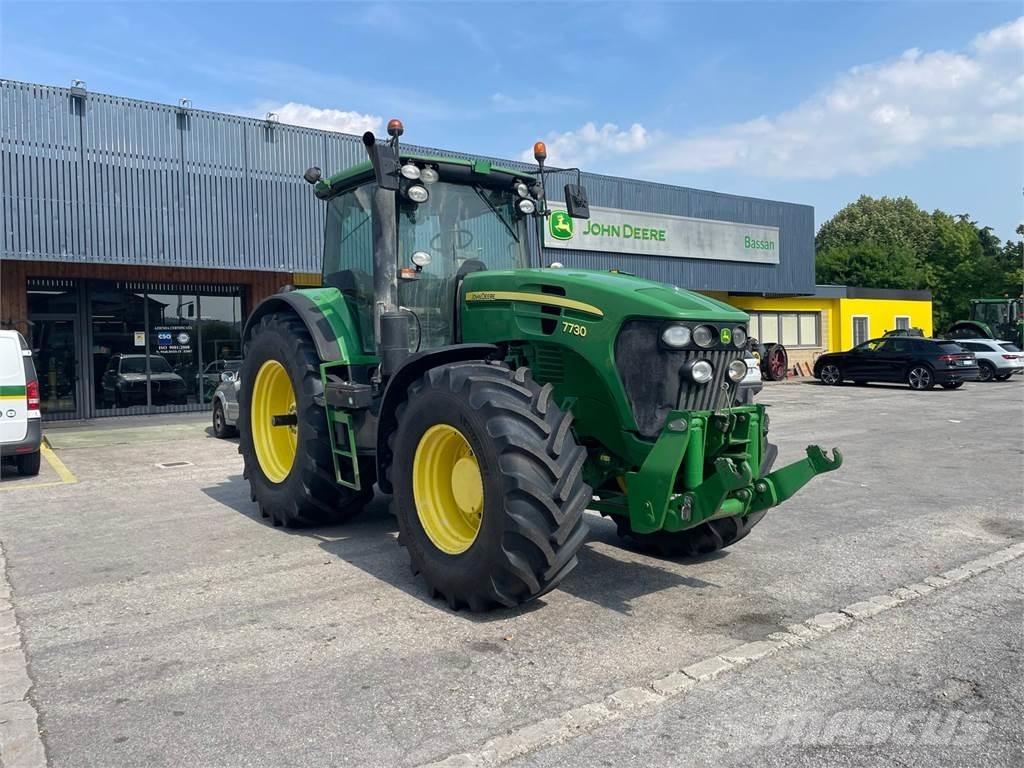 John Deere 7730 Traktorok