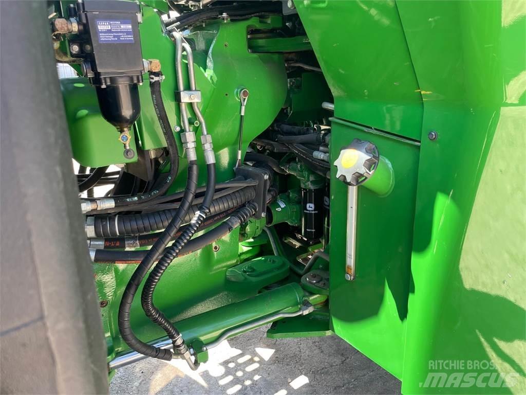 John Deere 9RX 520 Traktorok