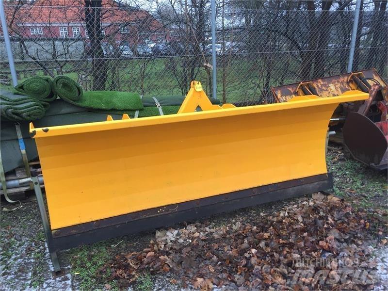 FM 2,5M Hóeltakarítók