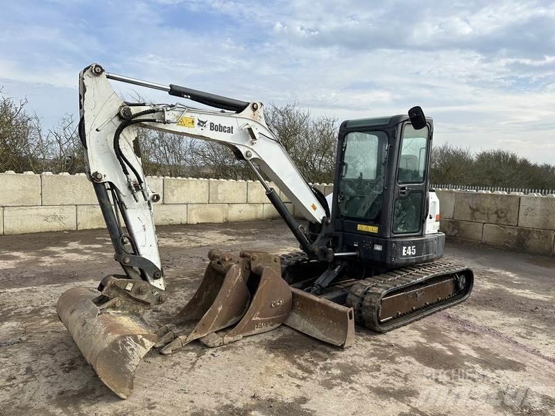 Bobcat E45 Közepes (midi) kotrók 7 t - 12 t