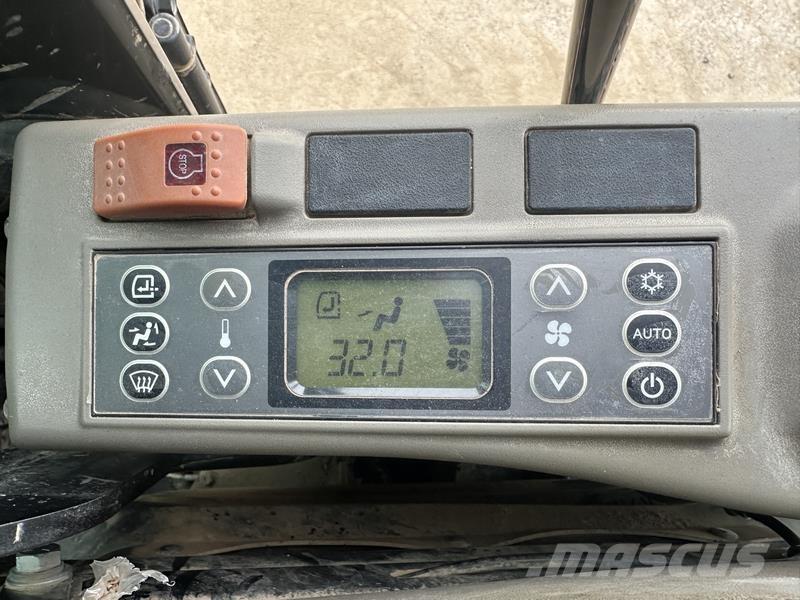 CASE CX210 Lánctalpas kotrók