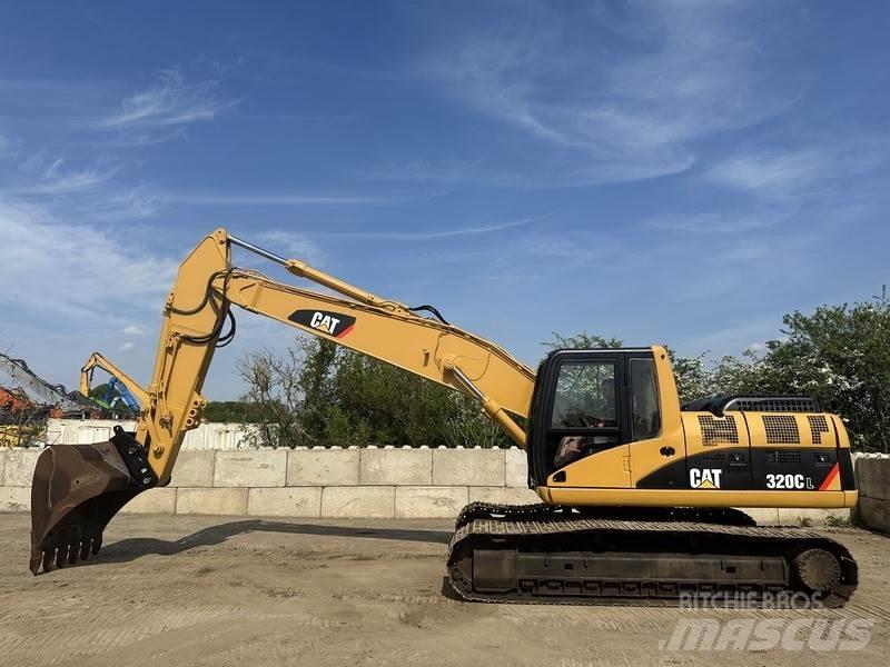 CAT 320 Lánctalpas kotrók