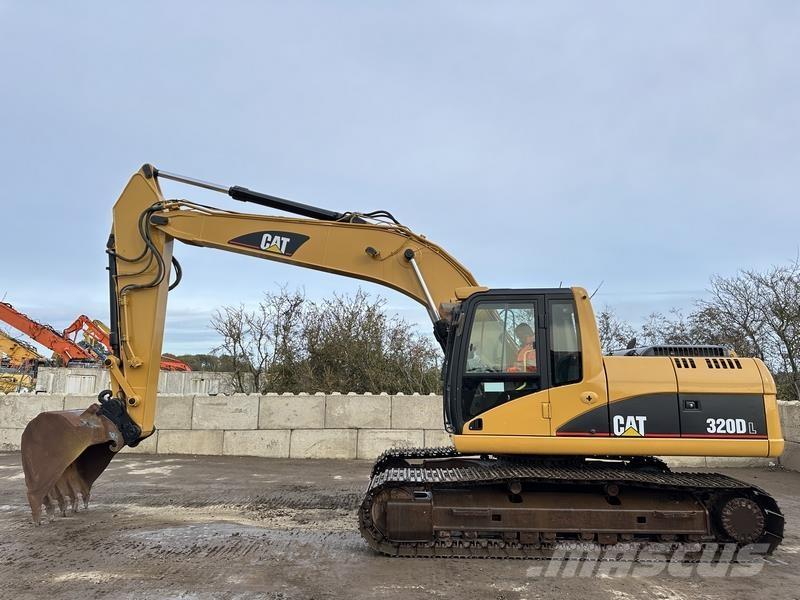 CAT 320DL Lánctalpas kotrók