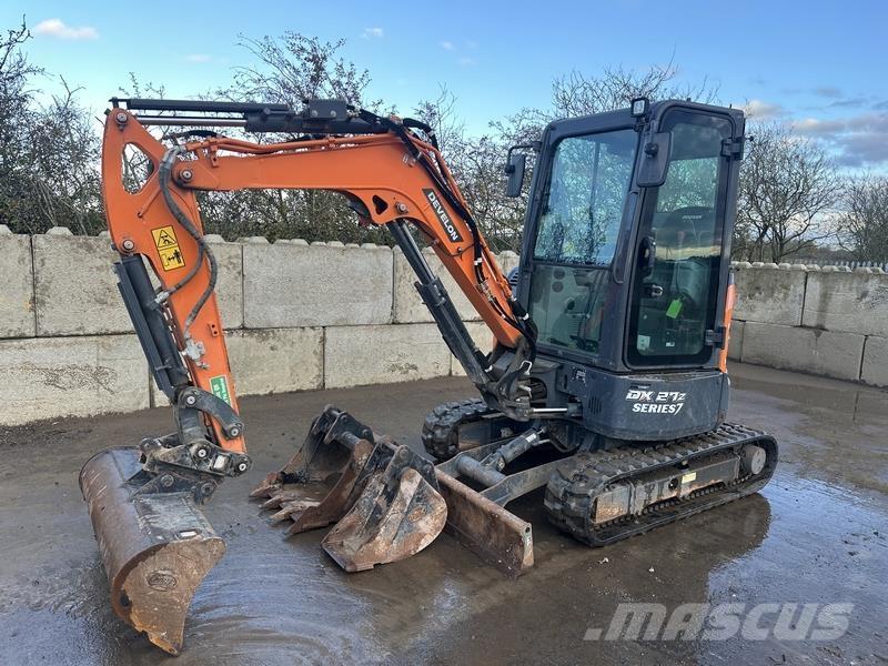 Doosan DX27 Lánctalpas kotrók