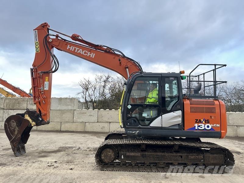 Hitachi ZX130 Lánctalpas kotrók