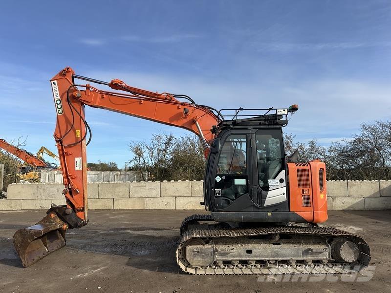 Hitachi ZX135 Lánctalpas kotrók