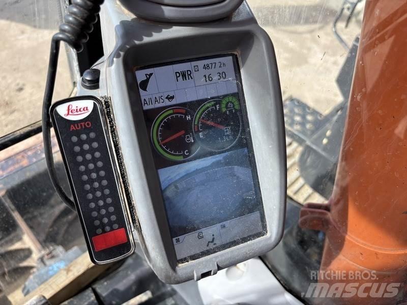 Hitachi ZX135 US-6 Lánctalpas kotrók