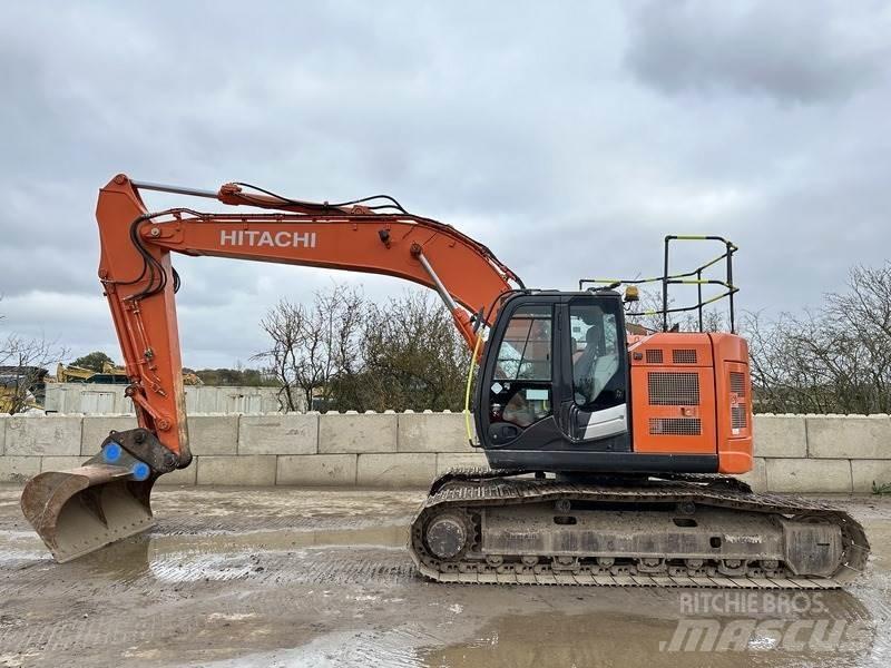 Hitachi ZX225USLC-6 Lánctalpas kotrók