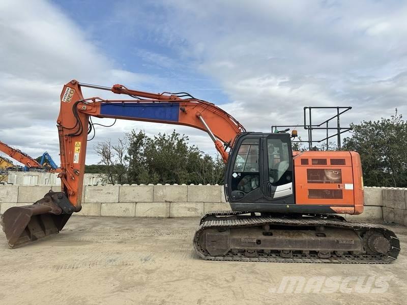 Hitachi ZX225USRLC-6 Lánctalpas kotrók