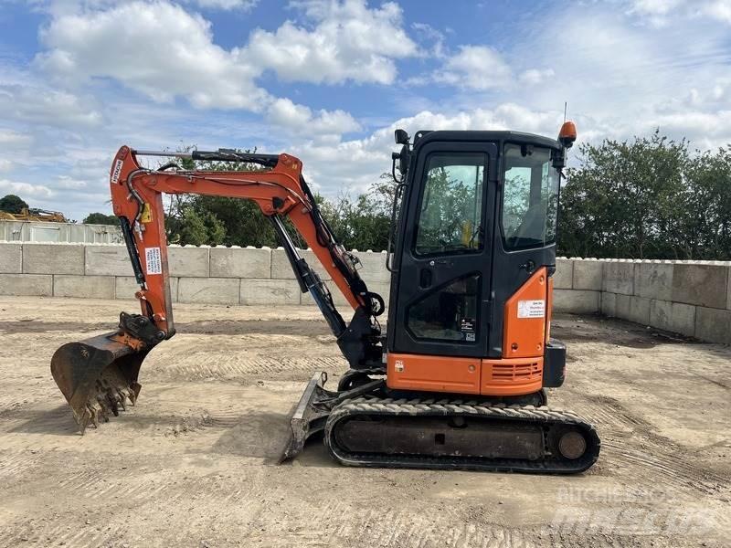 Hitachi ZX26U-5A CR Lánctalpas kotrók