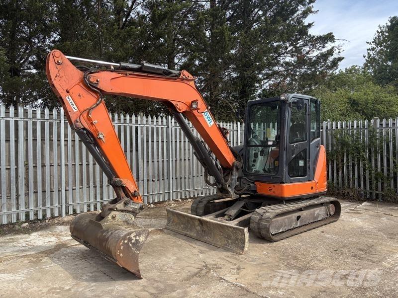 Hitachi ZX65 Közepes (midi) kotrók 7 t - 12 t