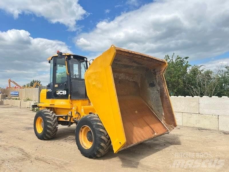 JCB 9T FT Mezei dömperek