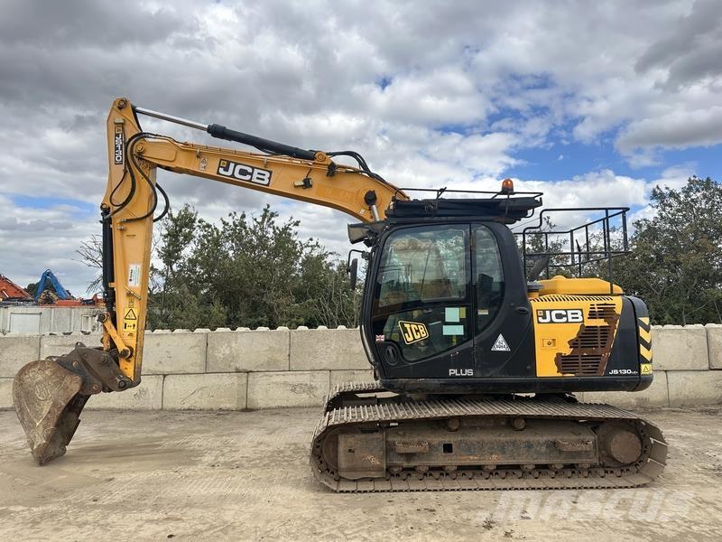 JCB JS130 Lánctalpas kotrók