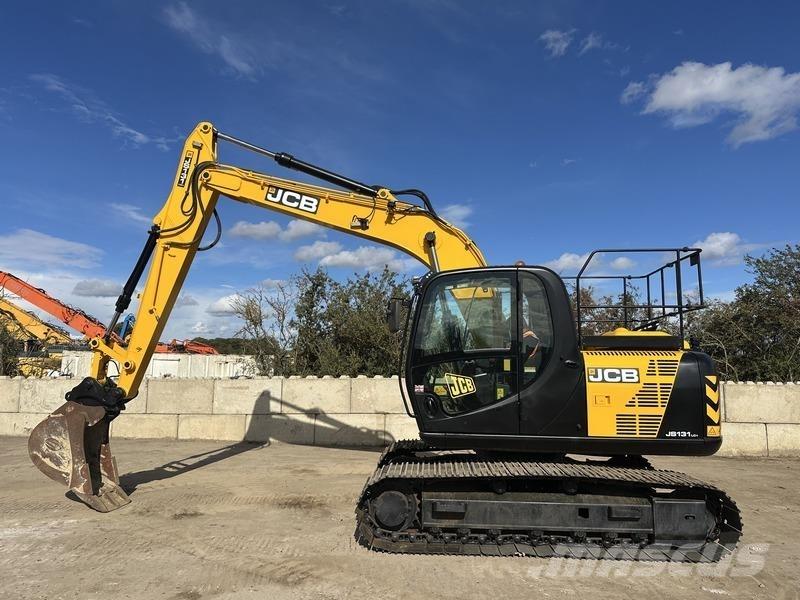 JCB JS131 LC Lánctalpas kotrók