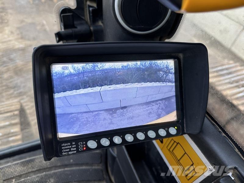 JCB JS370 LC T4 Lánctalpas kotrók