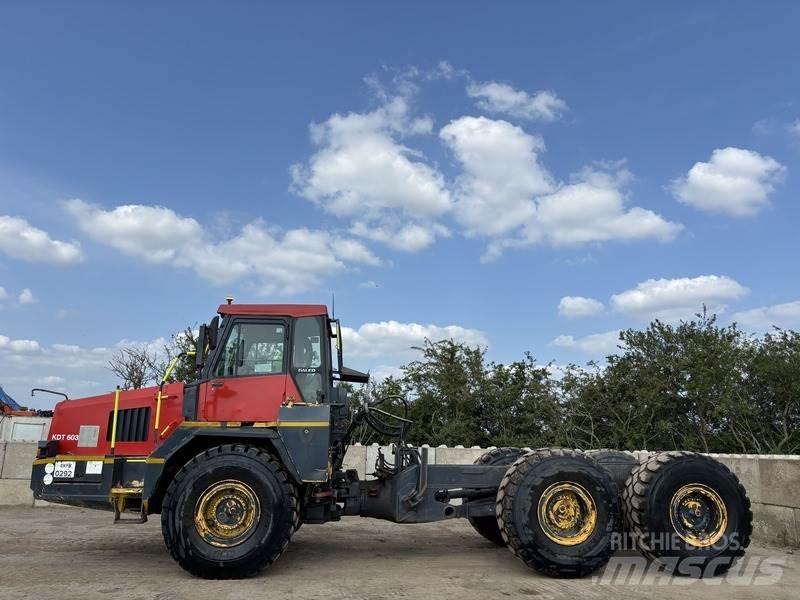 Komatsu HM300-1 Csuklósdömperek