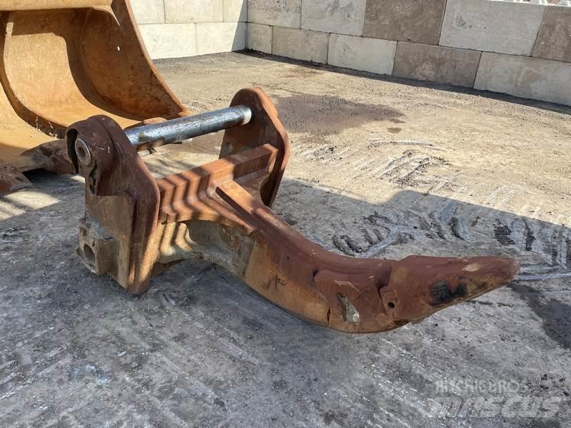 Liebherr R970 SHD Bontásra használt kotrók
